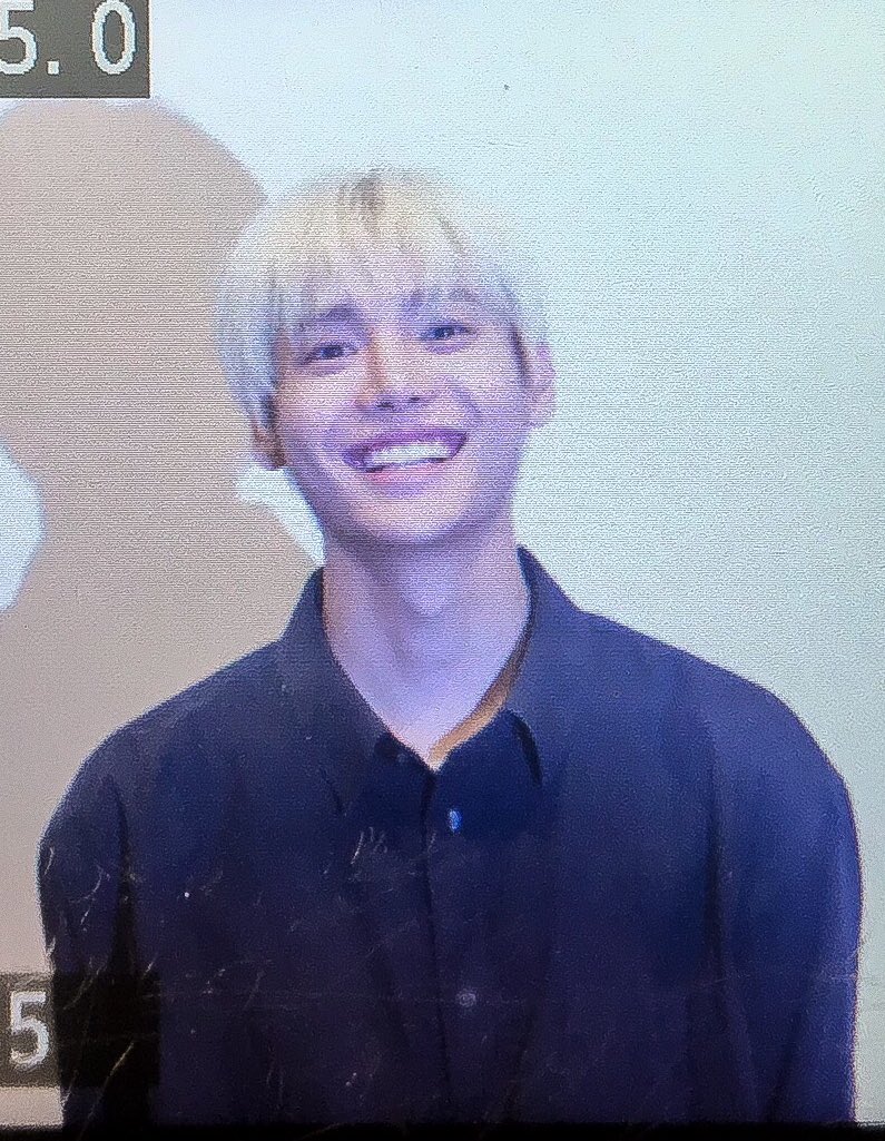 allforone___'s tweet photo. [preview] 190727 굿바이썸머 무대인사
미소 무슨 일이야 ... 😭💕
#원 #정제원 #제원 #ONE #郑帝元 https://t.co/zt4AIGunj4