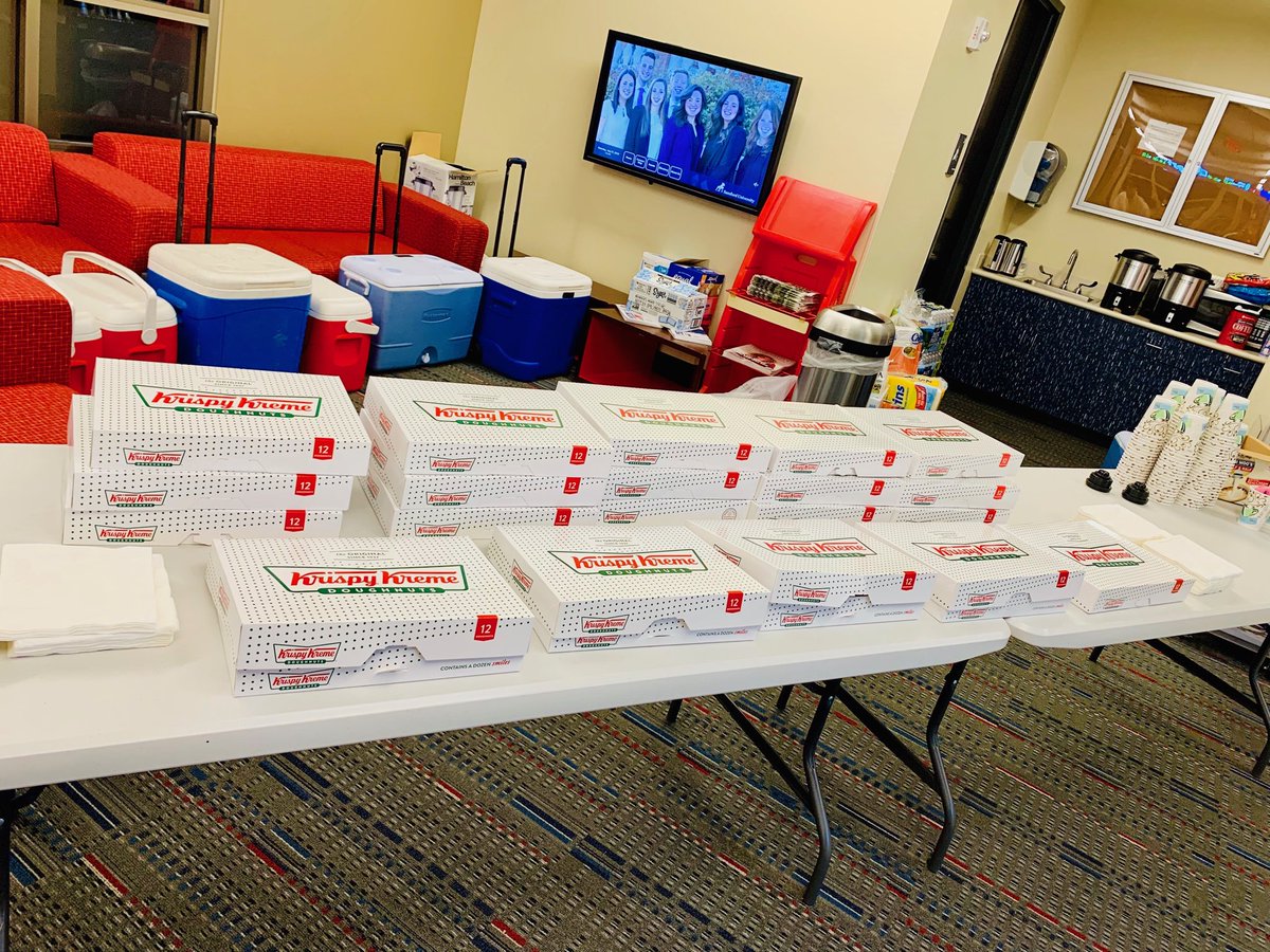 samirbehara's tweet image. #SQLSatBham - Breakfast is ready. Come help yourselves.