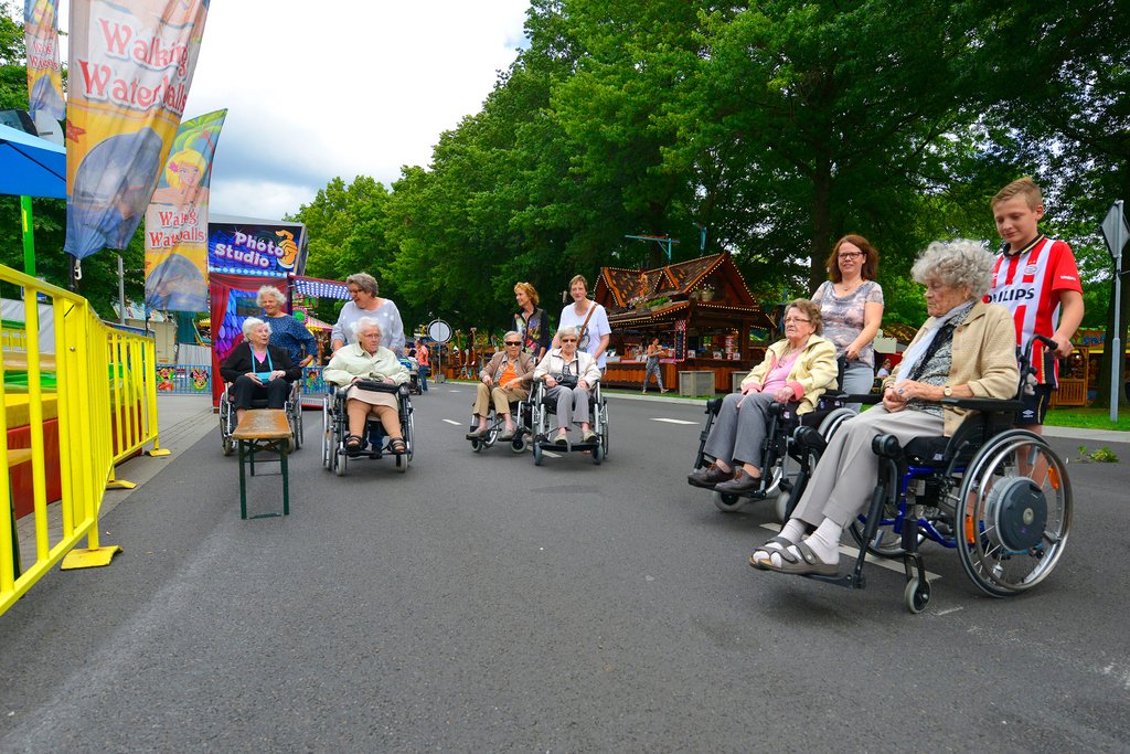 Ook tijdens de komende editie vinden wij toegankelijkheid weer enorm belangrijk. Bij Park Hilaria is het namelijk feest voor iedereen! 🎉👍⁠

#parkhilaria #eindhoven #kermis #toegankelijk #goudenduim #feest #pretpark

parkhilaria.nl/nl/over-park-h…