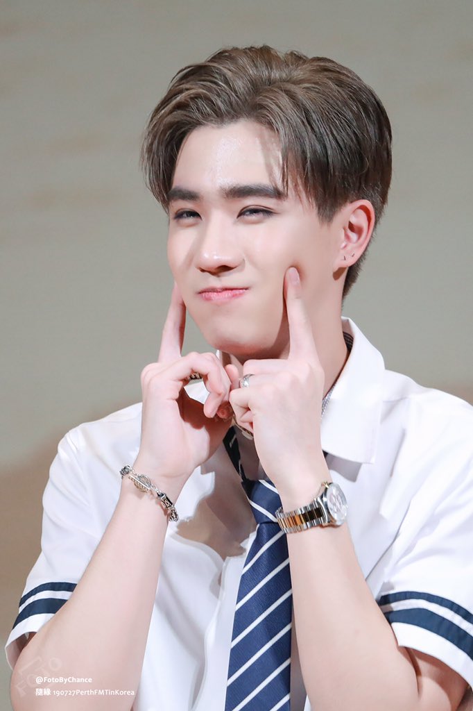 FotoByChance's tweet image. 190727 PerthFMTinKorea
@perthppe 可爱三连拍 小🐯在线向你索命
#พวกของเจื๋อ
#รอยยิ้มของชูครีม
#PerthTanapon
#PerthFMTinKorea