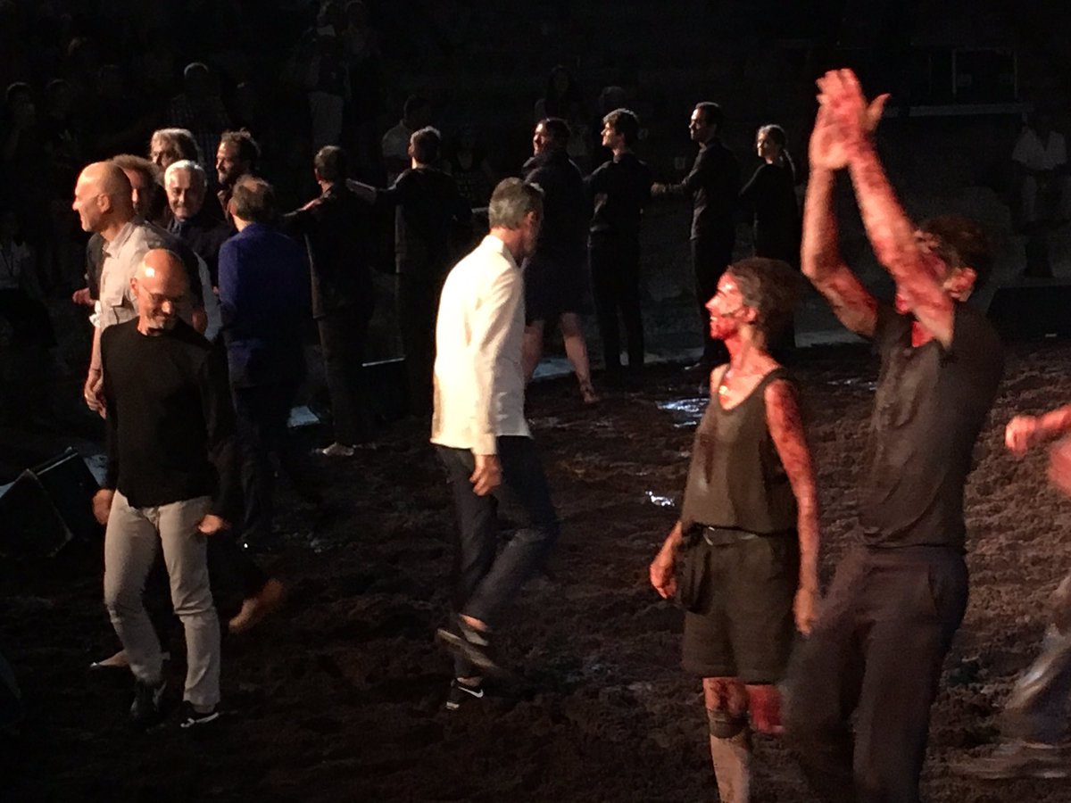 KervilerDe's tweet photo. @ComedieFr Une pièce d’Euripide dans ce lieu magique qu’est le théâtre d’Epidaure: un moment hors du commun pour les mécènes, amoureux du théâtre que nous sommes...
Merci à Marie Claire pour cette initiative: il va être difficile de faire mieux...
Amitiés à tous. https://t.co/UfCvmf2eS3