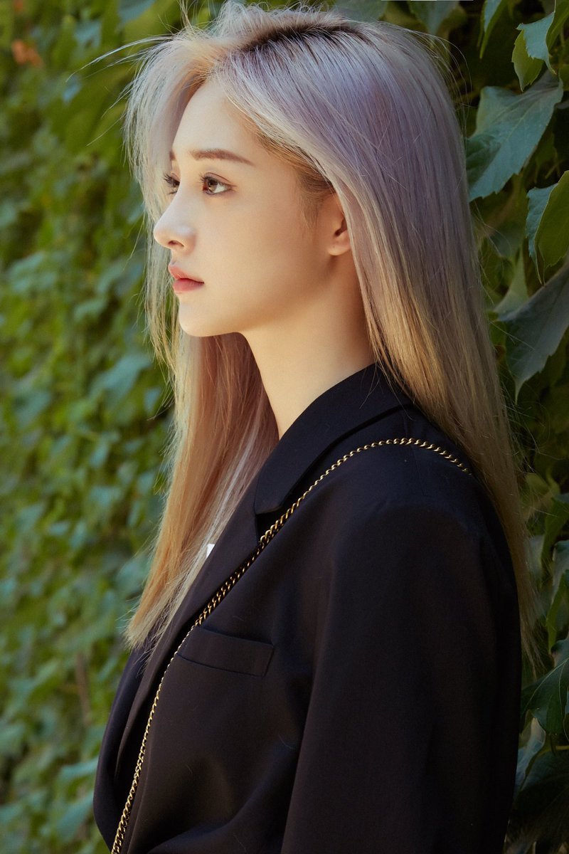 jsmtjyygyjbbjb's tweet photo. โจวเจี๋ยฉง เช็ตนี��แบบสวยเกินไปแล้ว เป็นผู้หญิงที่ทั้งสวยทั้งเท่ อิเหี้ยแบบสวยชิบหาย https://t.co/un7xSoxjZA