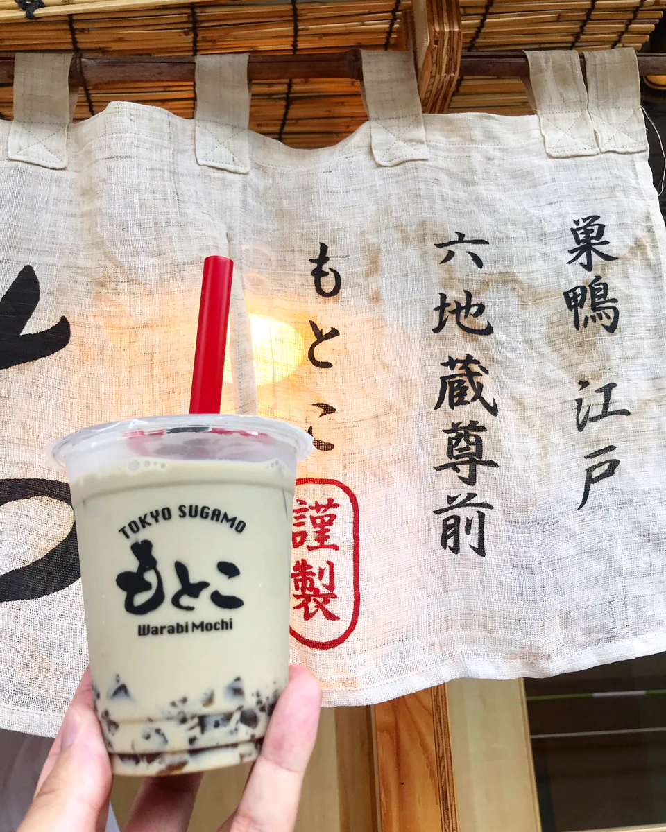 巣鴨のわらび餅専門店がつくる「わらび餅ミルクティー」が気になります。ミルクティー+わらび餅、おいしいはず。