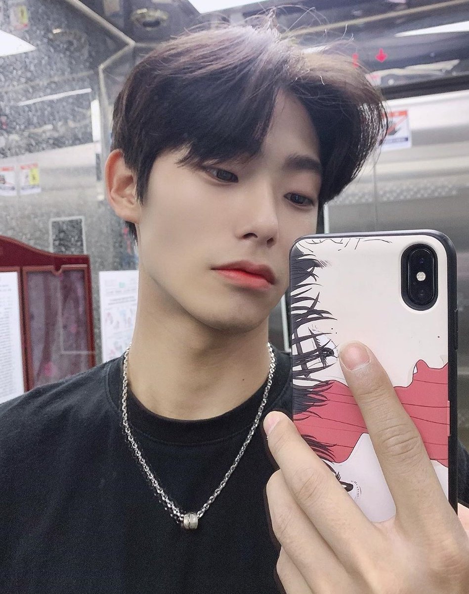 《Nick : นิก》ft.เเบตหมด+เงี่ยน tweet media