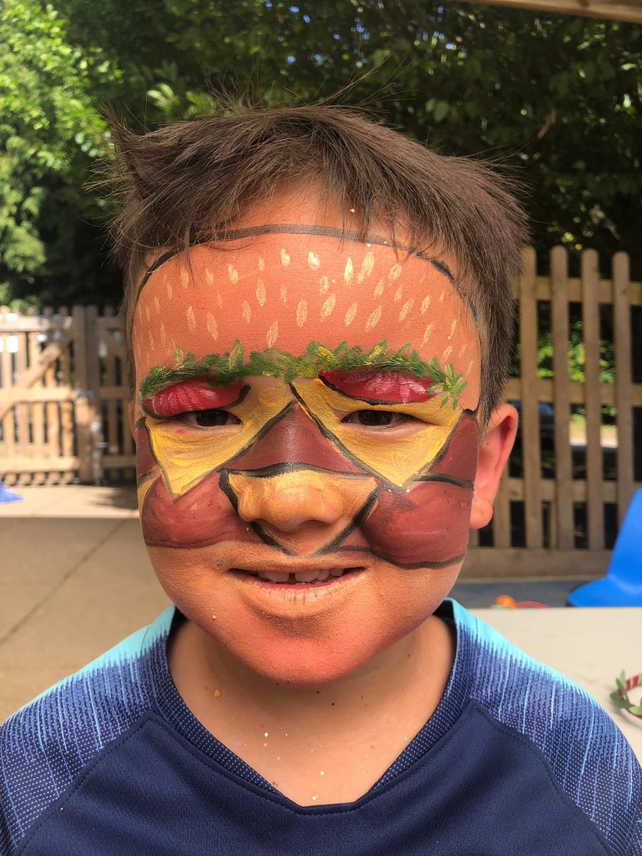 DanesfieldDen's tweet photo. What a week we had at Denfest! Along side the beautiful warm weather here are some of our activities from the week☀️⚽️🎨🔫 #thankyou #schoolsoutforsummer https://t.co/jP1bi3XerW