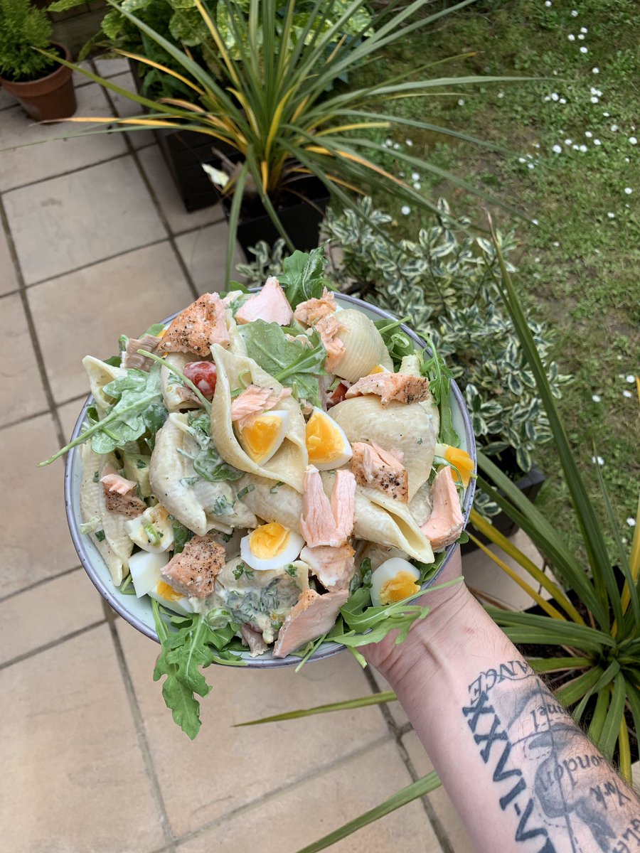 Winner for the healthy summer salmon salads #Itfc #chef #instagram #salmon #pasta #dishes #chefspics #footballchef #healthy #preperation