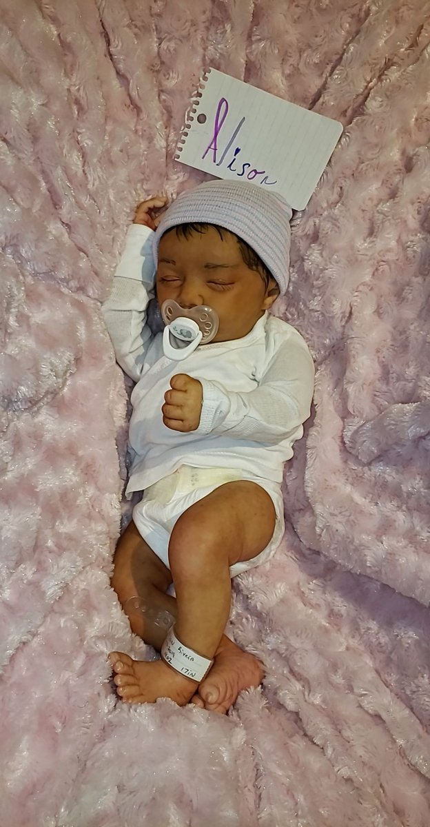 ArialFor's tweet image. #dementia #Alzheimers #dolltherapy