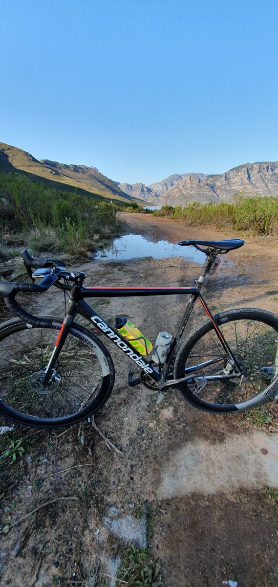 <a href="/CannondaleZA/">Cannondale SA</a> Caad12 relaxing mid ride.