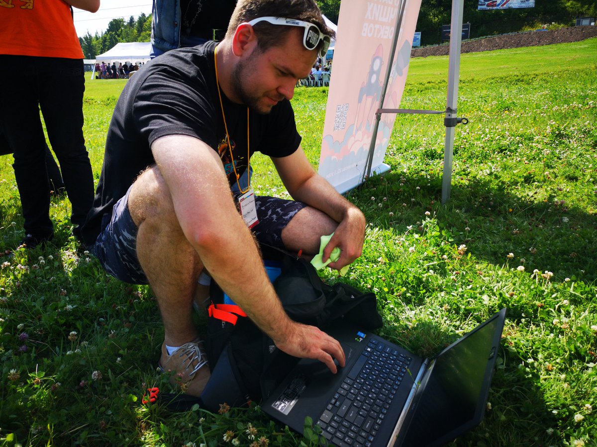 gHLSBsn1zvpN7gH's tweet image. #UE4 #ITGM мчится на всех парах!
Погода шепчет, +30 для #SPB конечно сильно!