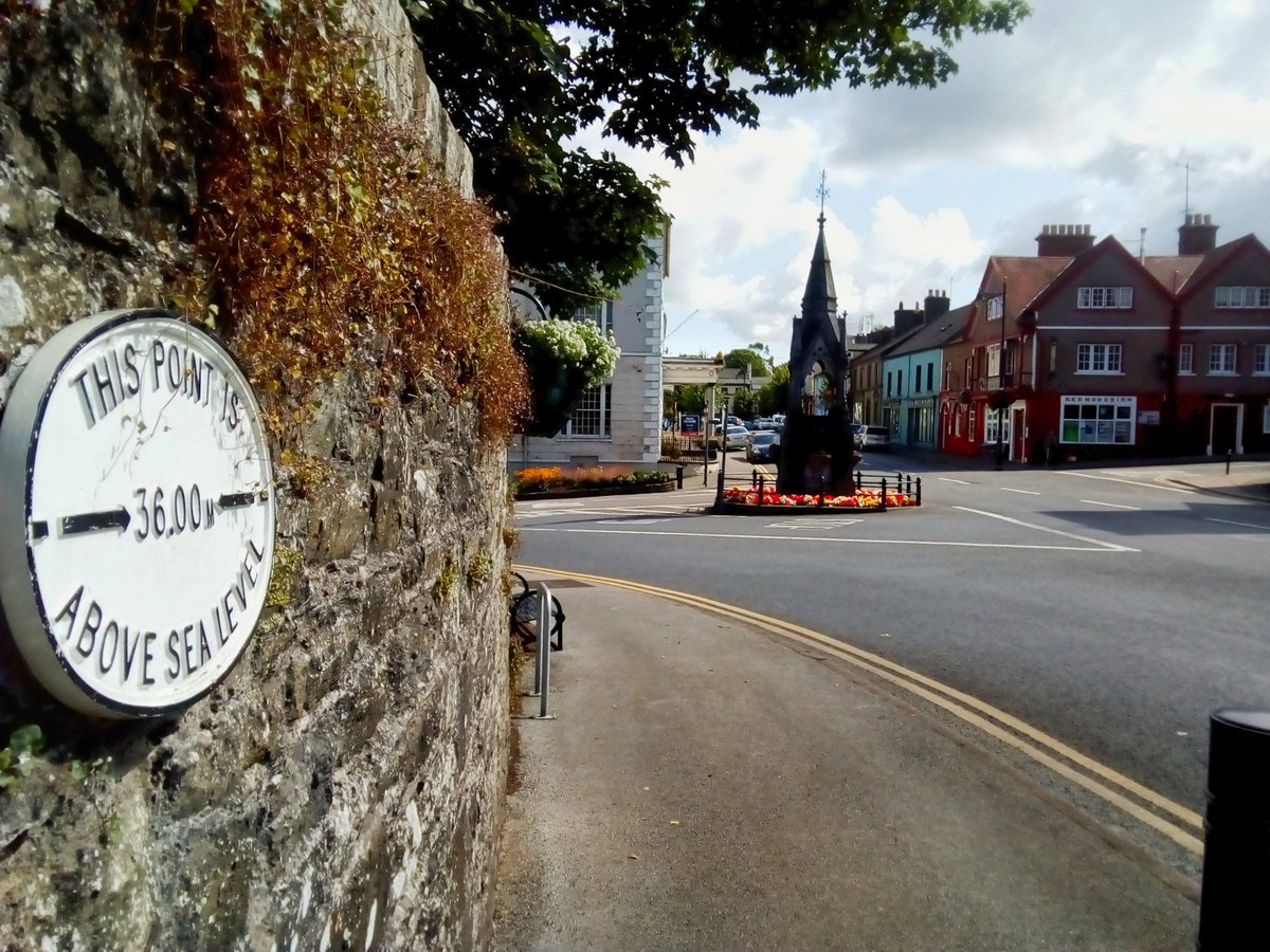 BWPoetryFest's tweet photo. The #BlackwaterPoetryFestival Sat 3 Aug Poetry Trail includes a Castle @LCA_Gallery &amp; a Soapbox in the #Millennium Park #Lismore 📢🎙️🐯
@WaterfordLibs @WaterfordArts @poetryireland @MunLitCentre @liammunster @ColetteColfer @WaterfordWrite1 @CobhRW @allaboutdouglas @elephantwhale https://t.co/NsTmgvpcf3