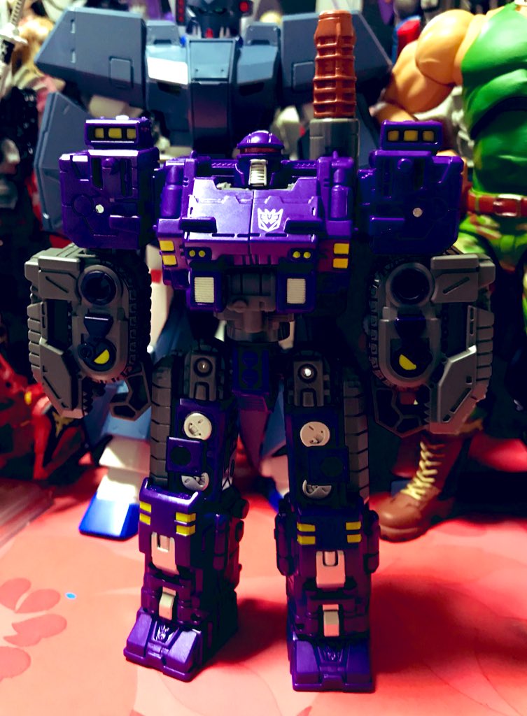 anryuu2012's tweet image. あ…ありのまま今起こった事を話すぜ!
おれはトランスフォーマーを買って来たと思ったらムゲンバインだった
な…何を言っているのか解らねーと思うが俺も何を買ったのか頭がどうにかなりそうだった…食玩だとか1発変形だとかそんなチャチなもんじゃあ断じてねえもっと恐ろしい組替えを味わったぜ…