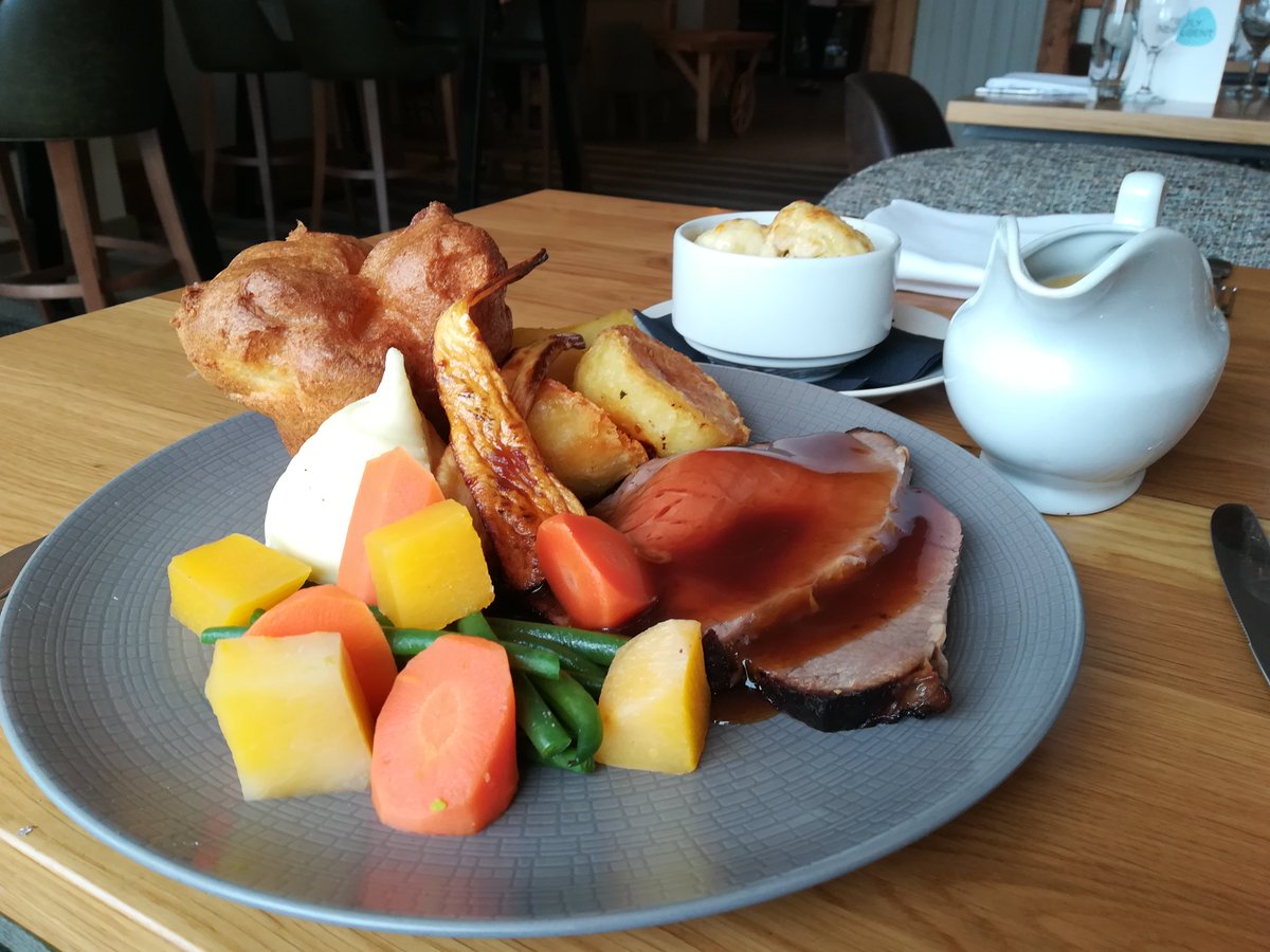 We are still serving delicious Sunday lunches, every Sunday! 🍗
Call us now on 01691 684300 option 1 if you wish to book a table for tomorrow or any coming Sunday. We also accept walk ins.