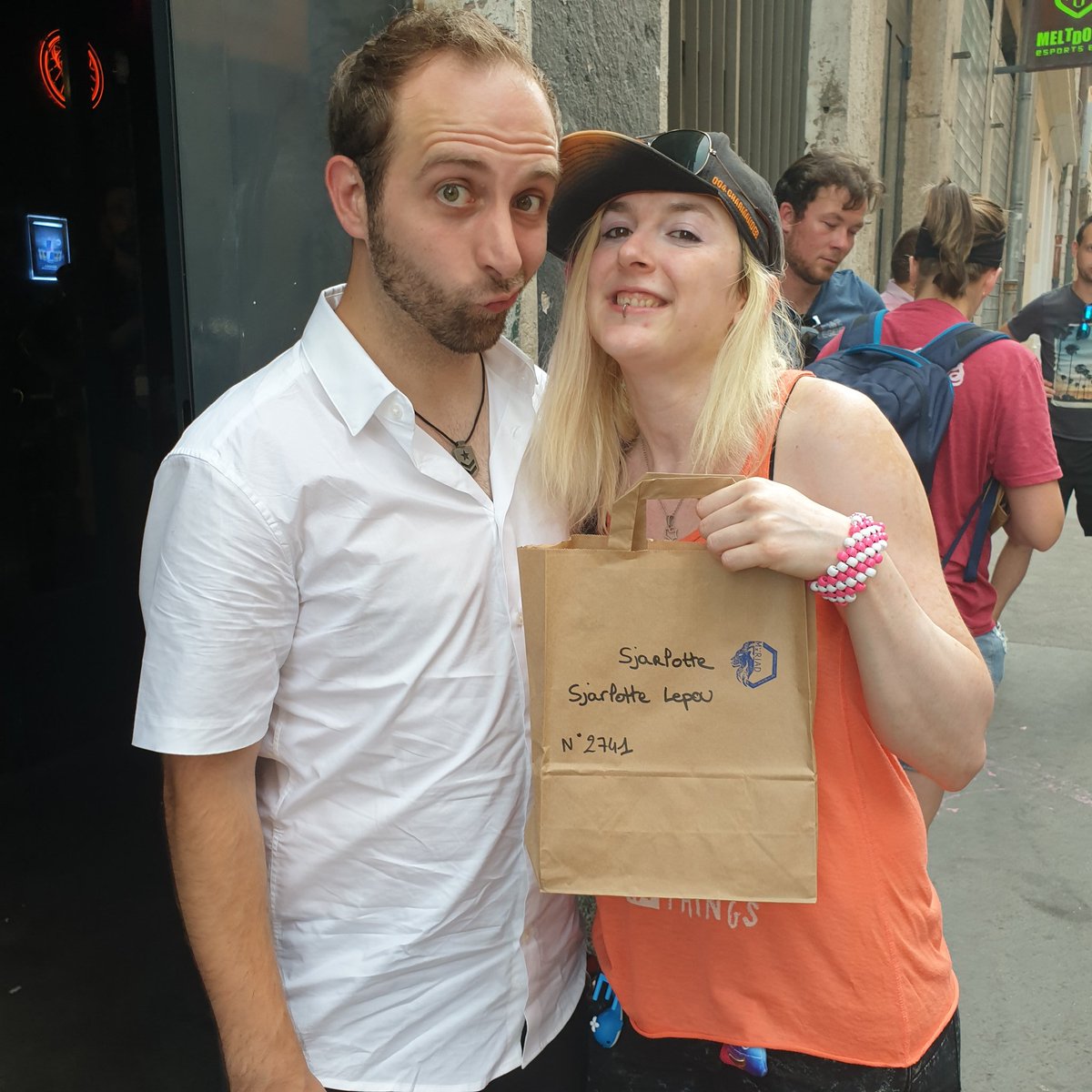 IndyPoke's tweet image. Early agents at Resistance registration in Lyon! 

#embeddedreporter #ingressanomaly #Lyon