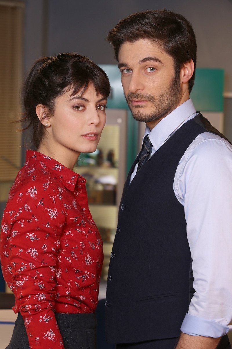 ++ NEWS ++
E' UFFICIALE: L'Allieva 3 si farà! A dare la conferma sui social è stata @AlessiaGazzola! Siete contenti di rivedere Alessandra Mastronardi e @LinoGuanciale nei panni di Alice Allevi e Claudio Conforti? Noi siamo al settimo cielo: FINALMENTE! :D
bit.ly/2LLhdNS