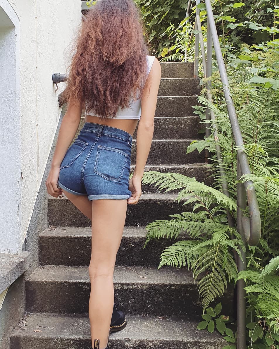 TW Pornstars - Kim-Rose 💋. Twitter. 💥Ich bin jetzt online in meiner Cam auf 👉 Einfach KOSTENLOS