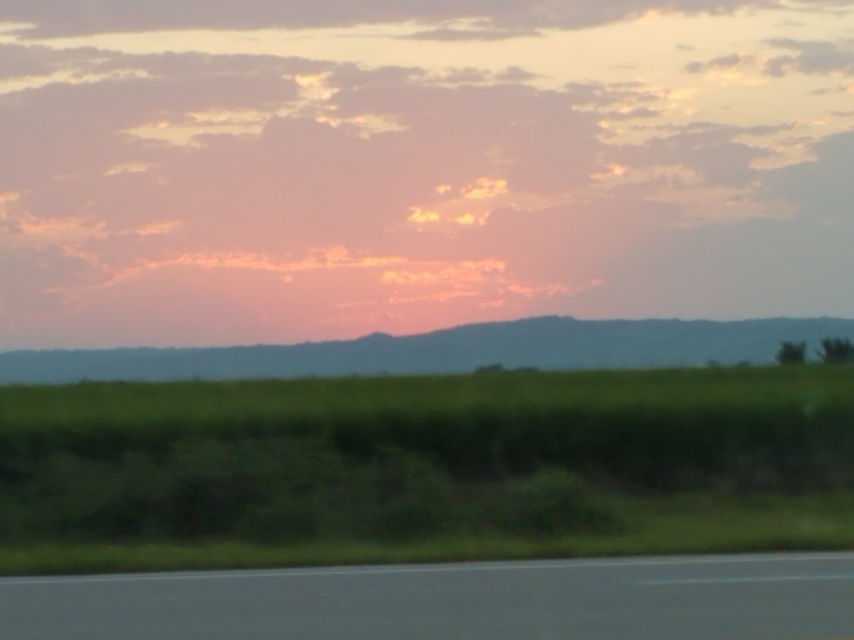 AmyJ1229's tweet image. Up before the sun! On the road to @Beachbody #SuperSaturday with the one and only @chrisddowning