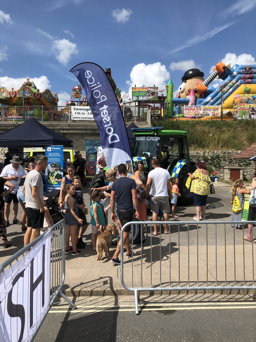 4906Sc's tweet image. Down at the beach @swanagecarnival today lots of visitors to our stand ! Come along and enjoy the lovely weather. #robocrop @perbeckpolice  #bespecial