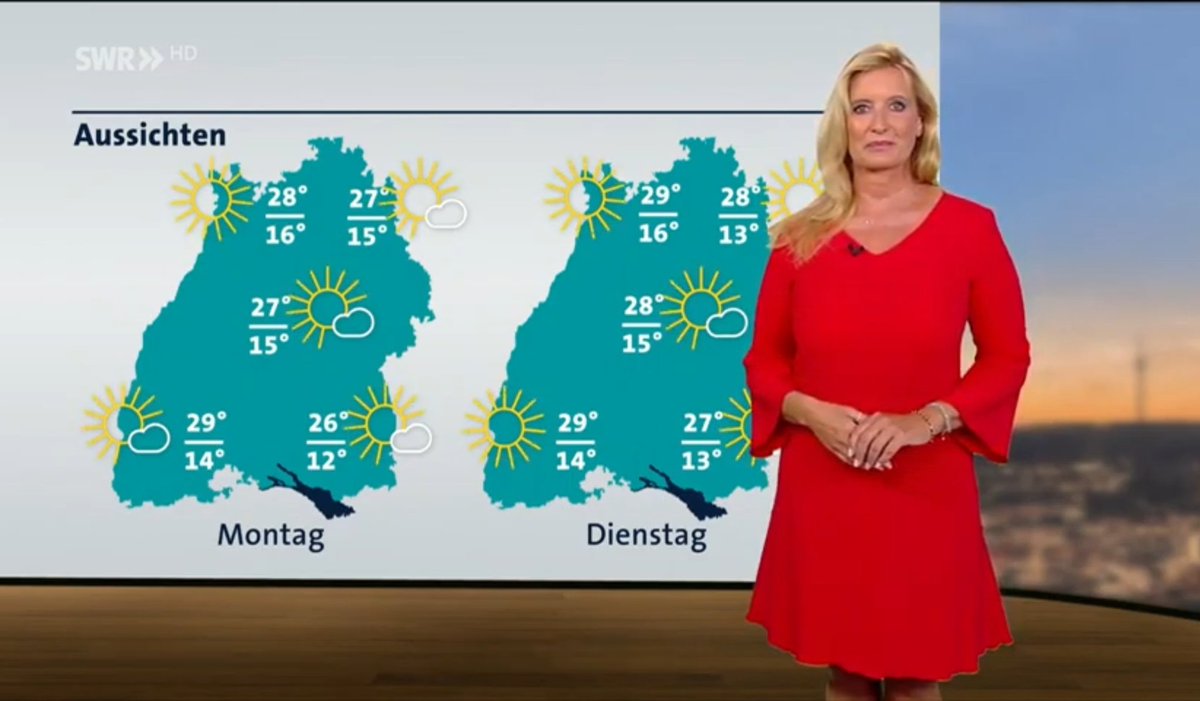 DeessesDeLaTele's tweet photo. Claudia Kleinert auf SWR (26/07/2019) 
Video https://t.co/M5dbSSRmyT   #ClaudiaKleinert #kleinert https://t.co/X4j0xjpi34