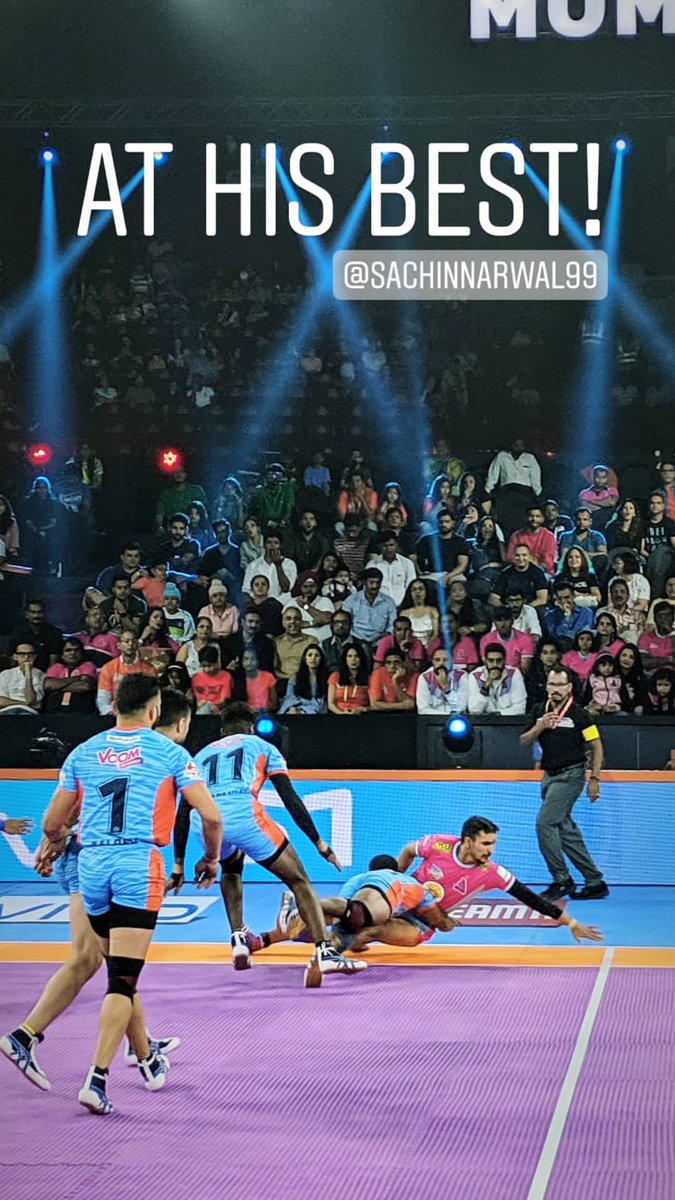 TasnimaKTastic's tweet photo. My #TripleAs💝 at the @ProKabaddi match today. Congratulations @juniorbachchan and @JaipurPanthers on the win! https://t.co/t01Wv7z6Ui