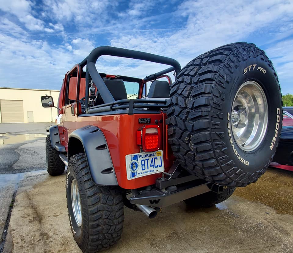 DrChrisR's tweet photo. #CJ7Jeeper #JeepLife #TampaJeepKrewe #THEJeepMafia #Jeep #FordMuscleJP #jwok_714 – A PERFECT Florida Jeep day before the storms arrive!!! 🇺🇸🇺🇸🏁🤟 https://t.co/VXXT7wKkhI
