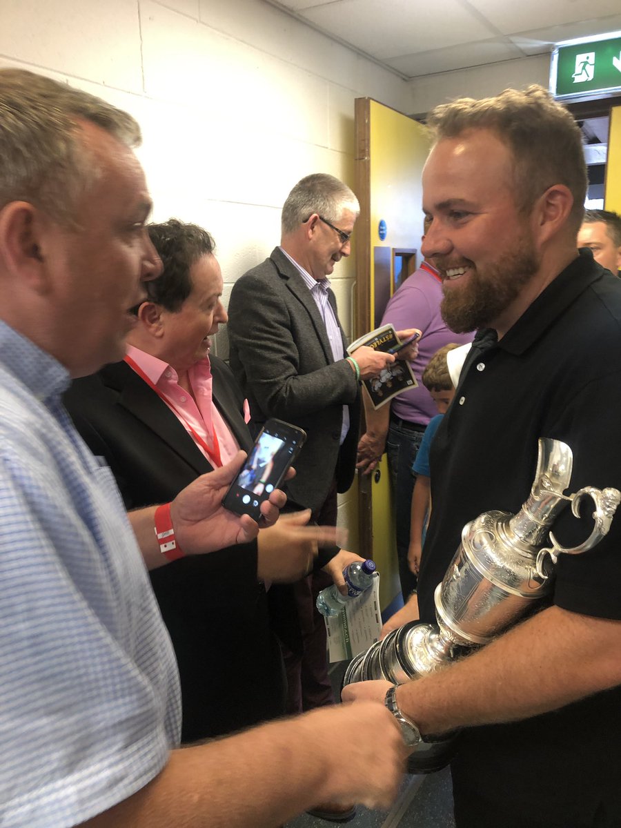 Wonderful honour to meet The Open Champion here in Croke Park.  Fantastic welcome for the great Clara and Offaly man Shane Lowry. Proud of you ! <a href="/RTEsport/">RTÉ Sport</a> <a href="/RTEgaa/">RTÉ GAA</a> <a href="/RTERadio1/">RTÉ Radio 1</a> <a href="/Offaly_GAA/">Official Offaly GAA</a>