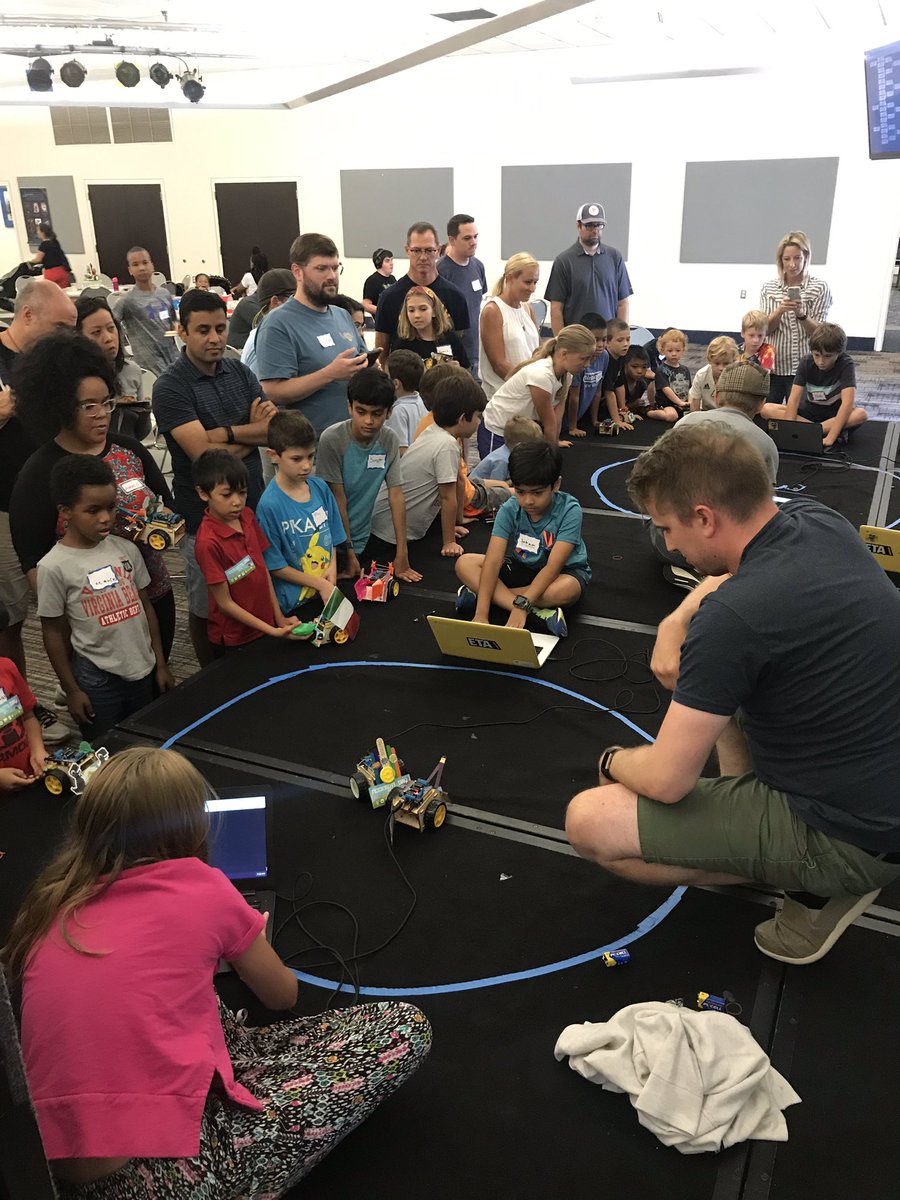 Linda Nichols tweet media