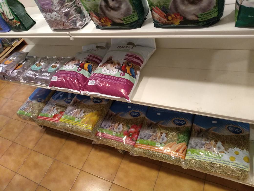 SOMANIMALSGI's tweet photo. Nous fencs per conills amb sabor a: dent de lleo, tomaquet, rosa mosqueta, camamilla i normal.
Tambe han arrivat empapadors. https://t.co/907OG2bE5B