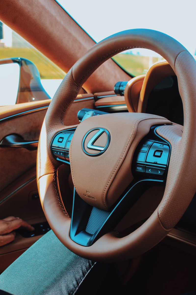 saraofree's tweet photo. Checkout my Lexus Drive Experience!! The restless pursuit of perfection ♥️ #LexusDriveExperience

https://t.co/NEtf7cEoV5

@Lexus #drivingamazing #lc https://t.co/SWJsVKbDph