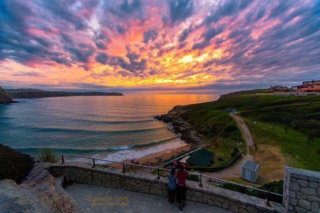 eusebiodiazc's tweet photo. Atardecer en la playa de Los Locos, Suances. Cantabria.
#suances #cantabria #playadeloslocos #loslocos #playa #playasdesuances #playasdecantabria #atardecer #puestadesol https://t.co/8VjQG6qzdT https://t.co/AJ8YsDEXDv