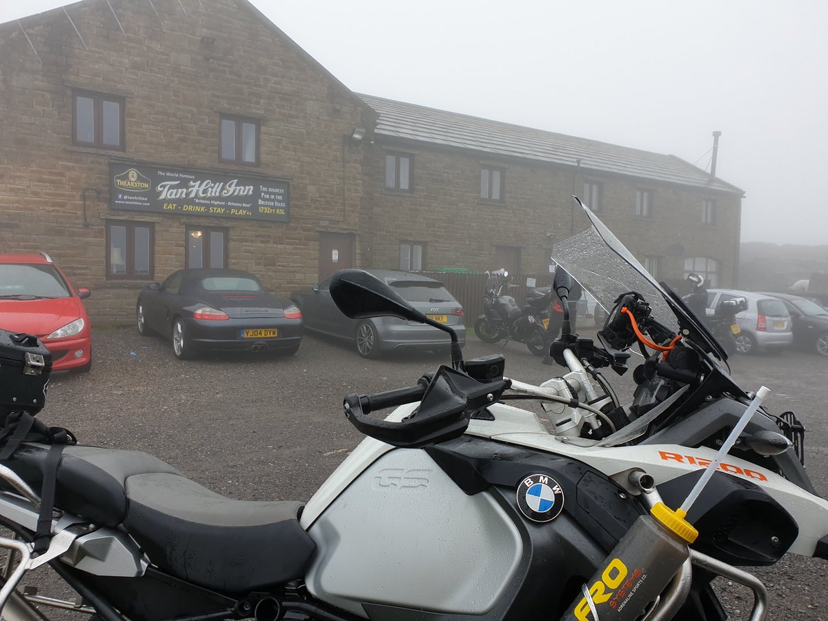Puncture on the Yorkshire moors 😯 <a href="/DerbyshireAM/">Derbyshire Advanced Motorcyclists</a>