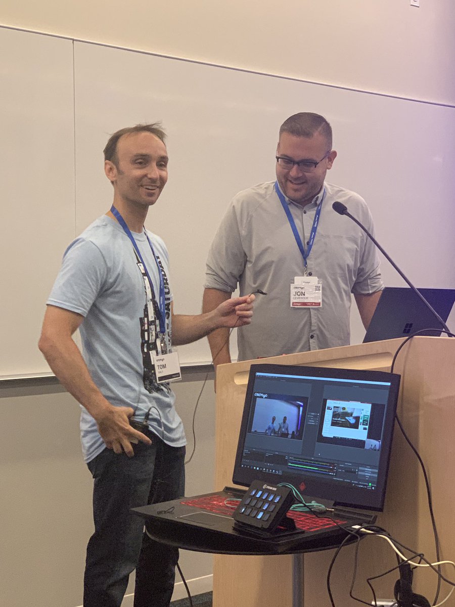 heddamaven's tweet image. Lovely @_tomdaly_  introducing awesome keynote speaker @JonJLevesque @spsnyc #spsnyc #o365nyc #jonflow living the dream getting paid to talk. Love it. @MSTCommunity