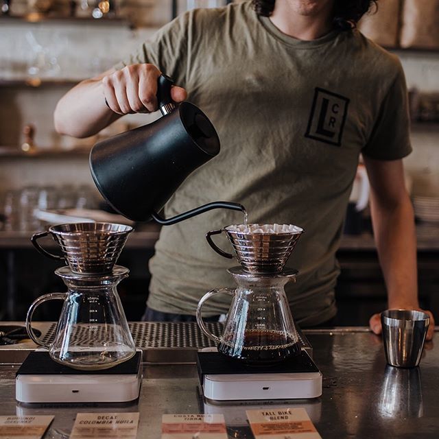 Hey coffee pros, what are you brewing this weekend?
.
.
Photo by @lcmacdaniel for @lamplightercoffee ift.tt/2yfz4nt