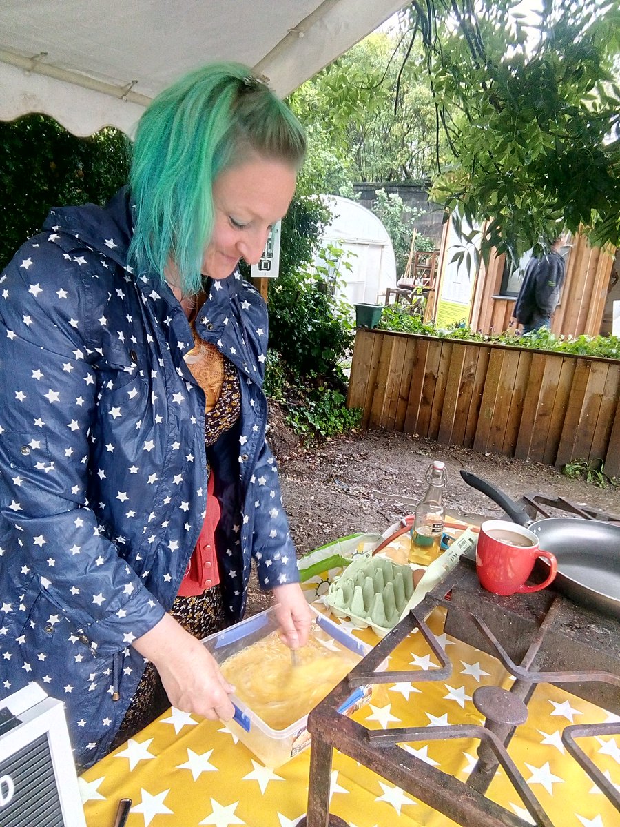 Very eggcited about being <a href="/TCVhollybush/">TCV Hollybush</a> 40th bday today. About to tuck in to some lush #wildgarlic &amp; #pesto eggy bread courtesy of <a href="/eggybreadshed/">theeggybreadshed</a> .#littlebitofhollybushmagic