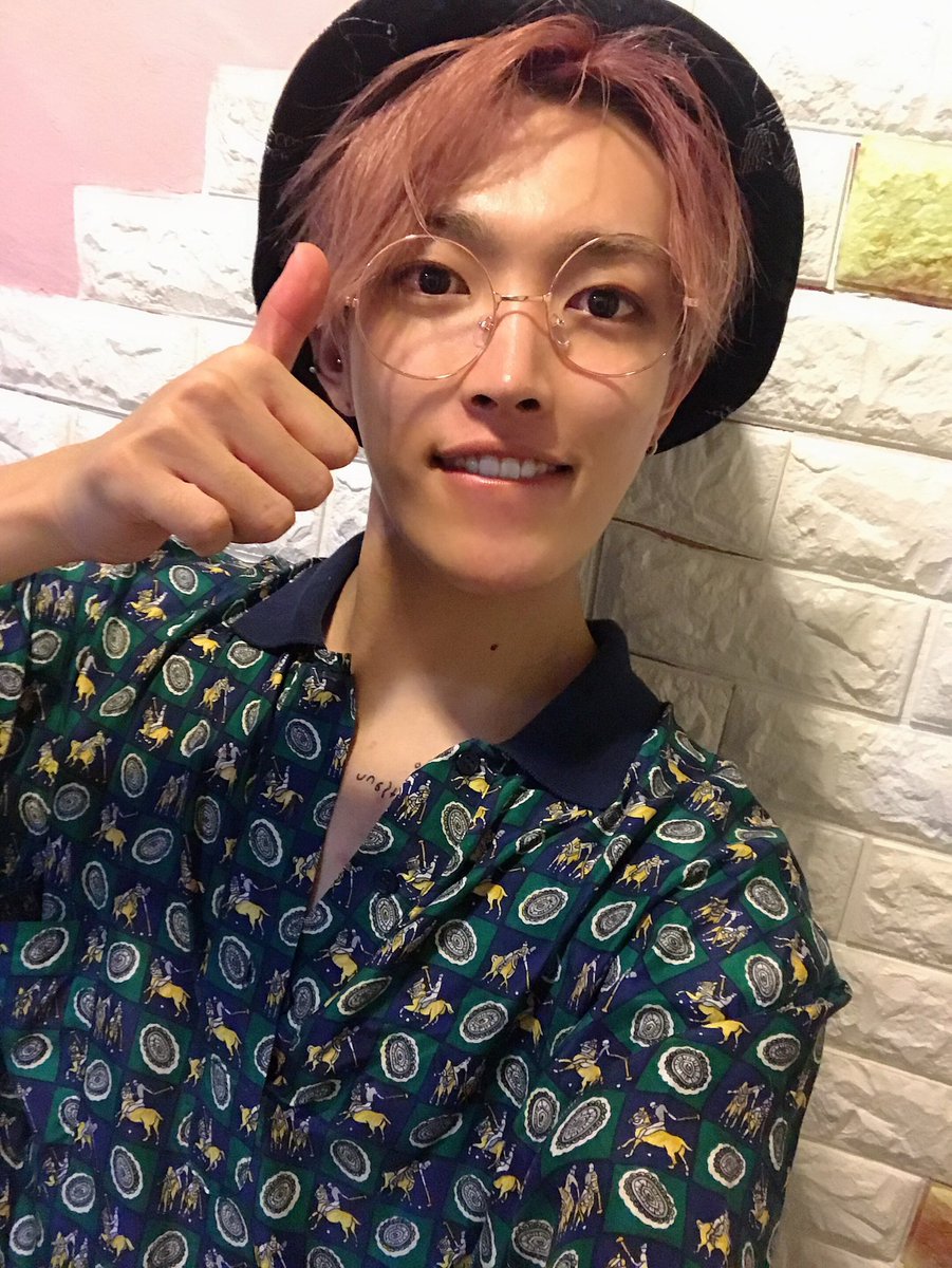 ATEEZofficial's tweet photo. [#홍중] 평생보자 에이티니❤️ 
#ATEEZ #에이티즈 https://t.co/KNMe5okHjI