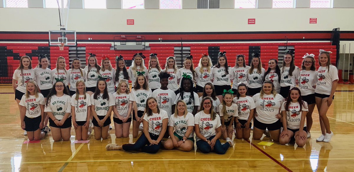 MU Cheerleaders 📣 tweet media