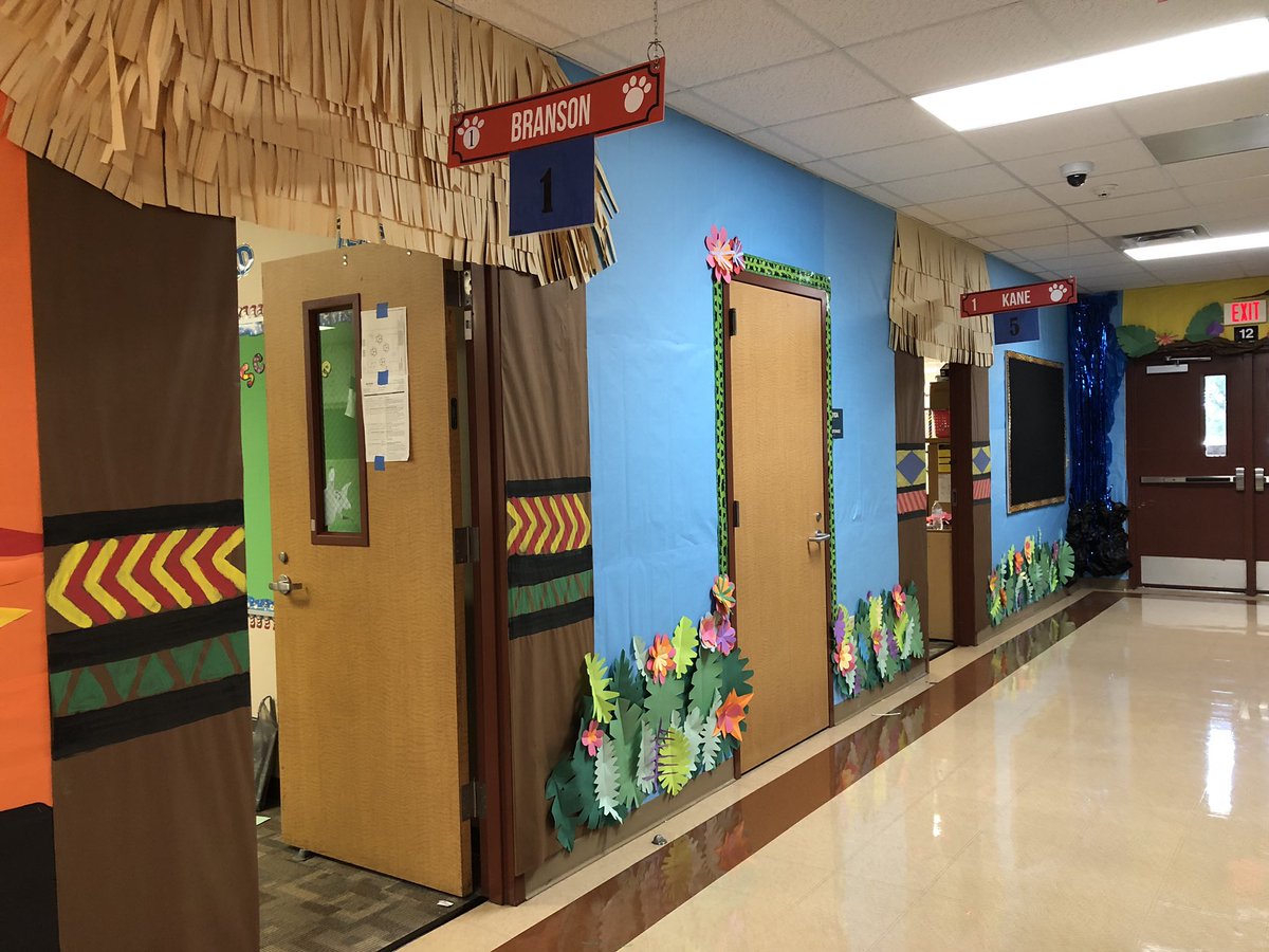 wendymaebranson's tweet photo. First grade hallway is Africa. I have the best team! We’ve tried to make it as exciting for the kids as possible. I can’t wait to see their faces. Only thing left is a “welcome to Africa” sign #ilovemyjob #firstgraderocks #myteamrocks #nisdela #hatfieldelem https://t.co/MFMZDxeocH