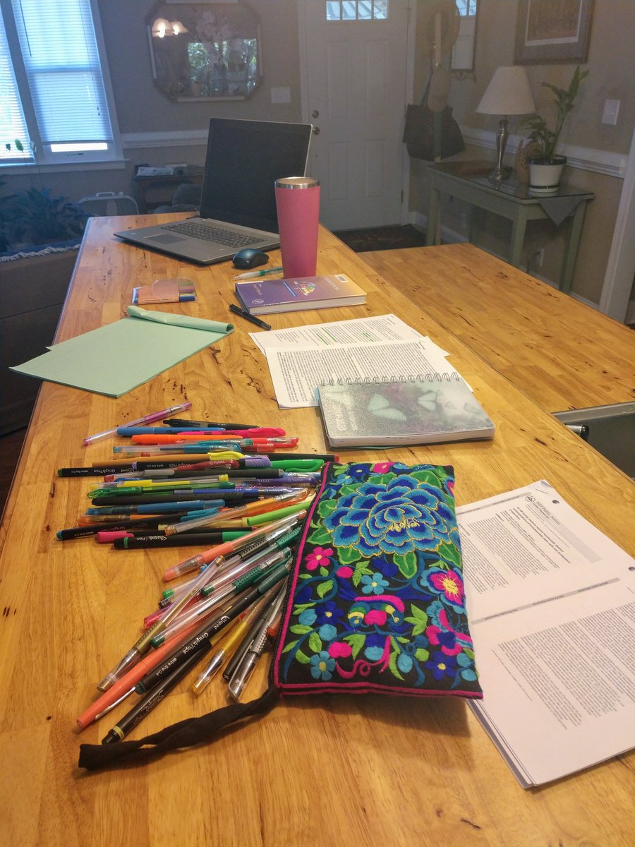 Georgin17793214's tweet photo. Qualifying Exam Writing Day
☑️Book, articles, PI's grant proposal
☑️8 hours of sleep
☑️Unlimited coffee
☑️Quiet, clean house
☑️ Ridiculous number of colored pens
☑️Notepad for brilliant, distracting ideas not related to today's topic
And... Go! https://t.co/DxUYkMF0kG