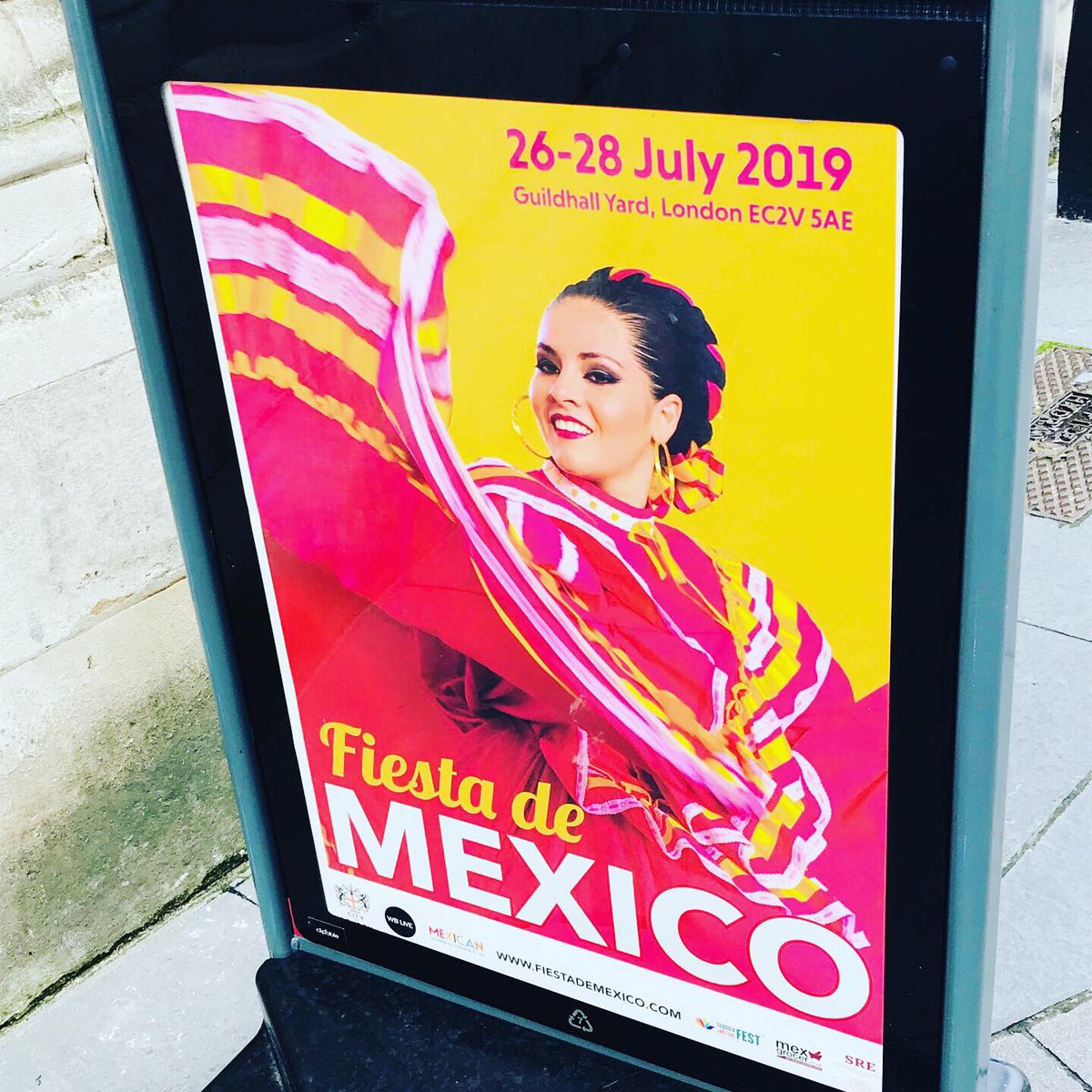 Guildhall serves a spectacular Fiesta de Mexico! Come join the party where people are dancing 💃 in the street so let the music play on.... #fiesta <a href="/fiestademexico/">fiestademexico</a> #guildhall #workhardplayhard 🕺 #allnightlong #Foodies