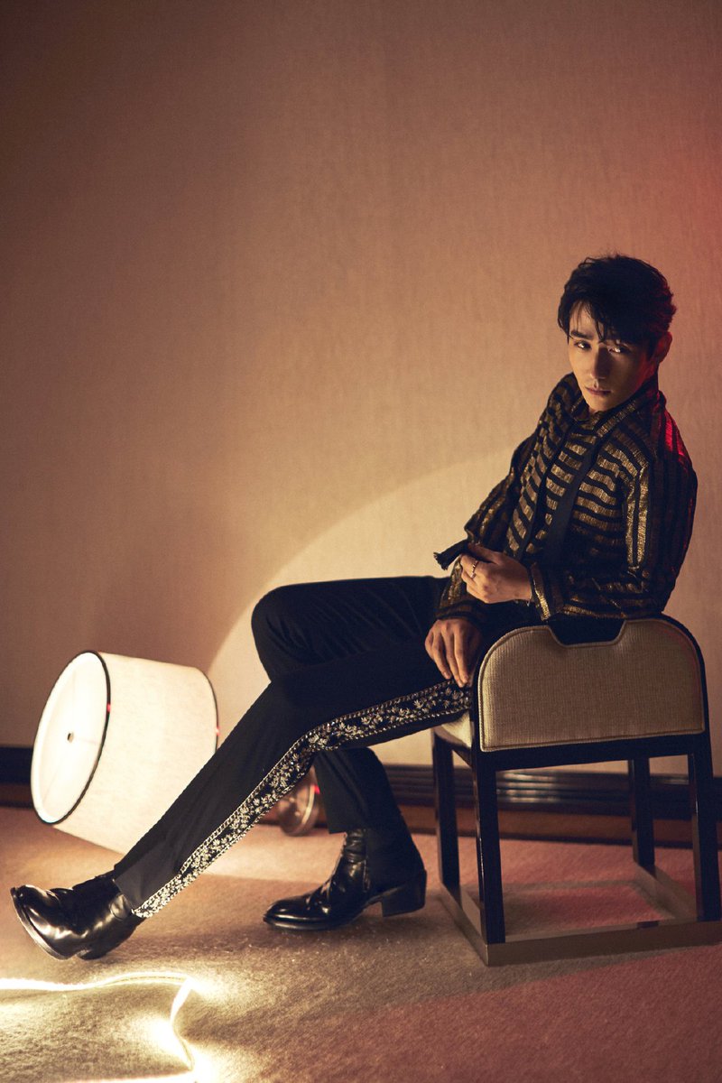 charlotte19782's tweet photo. #ZhuYilong #朱一龙 #朱一龙白宇
ZhuYilong #mangonight
Beginning ❤️❤️❤️
Cr : @ 朱一龙工作室 on Weibo https://t.co/oxSeemAAQx