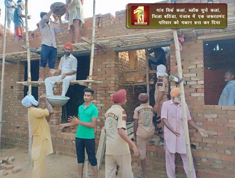 iam_nilesh11's tweet photo. लाखों लोगों के सच्चे आध्यात्मिक गुरु, संत डॉ @Gurmeetramrahim सिंह जी इन्सां अनुयायियों को मानवता की सेवा के लिए प्रोत्साहित करते हैं। उनकी पवित्र शिक्षाओं से सेवादारों ने देश भर में कई मानव कल्याण गतिविधियाँ कीं। 
@derasachasauda 
#SelflessWelfare https://t.co/vTqrTwpSja