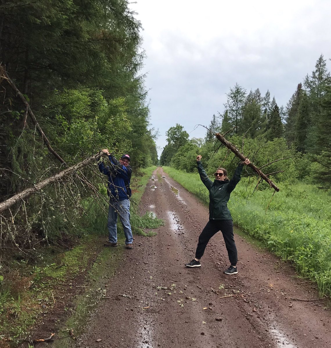 FEquilibrium's tweet photo. It’s the WEEKEND, time for some adventures! Recent lesson learned: don’t let road blocks stop your fun. @danithechemist demonstrates how to solve such a problem. #LaunchIt #teamwork https://t.co/I3KrUa0AfR