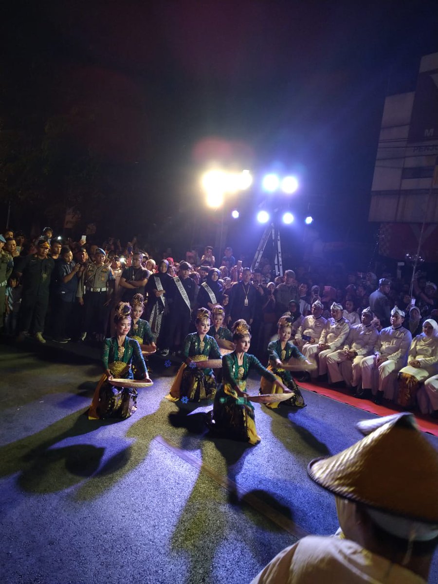 WanayasaW's tweet photo. #HUTPurwakarta https://t.co/xikynzE2JT