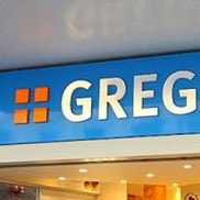 molldurkinn's tweet photo. can we all make a pact worldwide that we’re going to vote for amber and greg to win???? #loveisland https://t.co/AvOY1eiILc