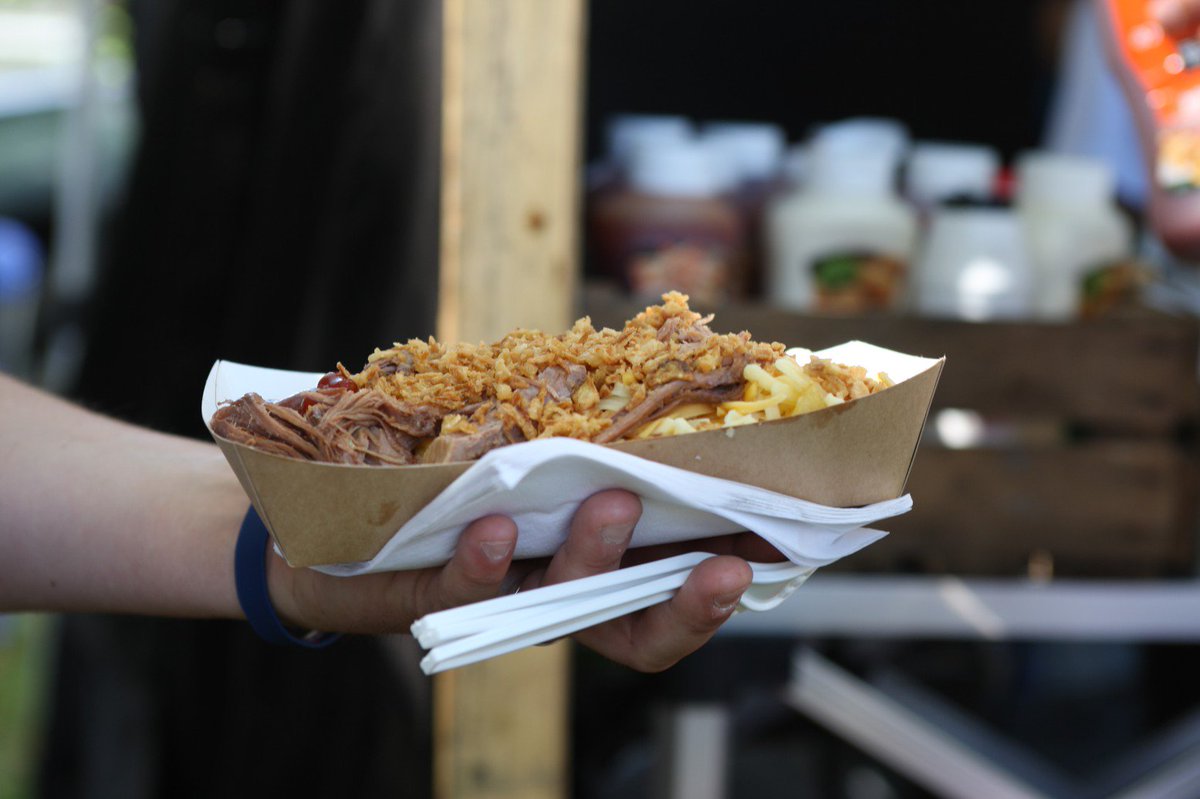 FlaminRooster's tweet photo. Just looking at a few photos from @Droitwichfest we organised this year and remembered our Twitter account ! #busy #instagram #summerHoliday #BBQ #Goodtimes https://t.co/MlK53mJKzd