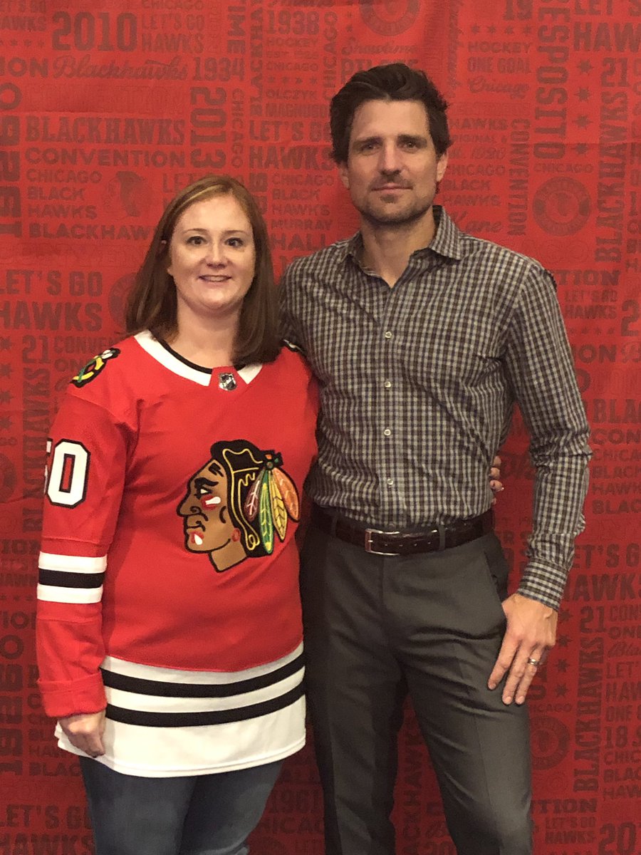 micheleh1227's tweet photo. Nothing better than meeting your absolute favorite player..thank you @10PSharp #BHC2019 https://t.co/s5aalvHUnE
