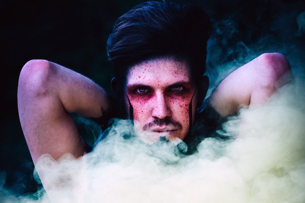 Ta_dahh_cosplay's tweet photo. The mist will reveal what lies behind.
I got the smoke pictures from @Seelenfang_ and I love them.
#maleface #malefacepaint #facepaint #eyes #darkaesthetic #picture #makeup #dark #smoke #smokepictures https://t.co/rkq6w1OoAN