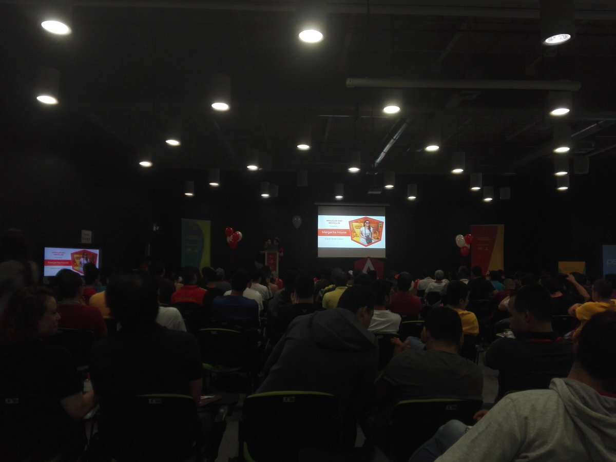 estefelipe89's tweet image. ... Y entramos en materia en nuestro @angulardaymed con Margarita Hoyos.
#angulardaymed