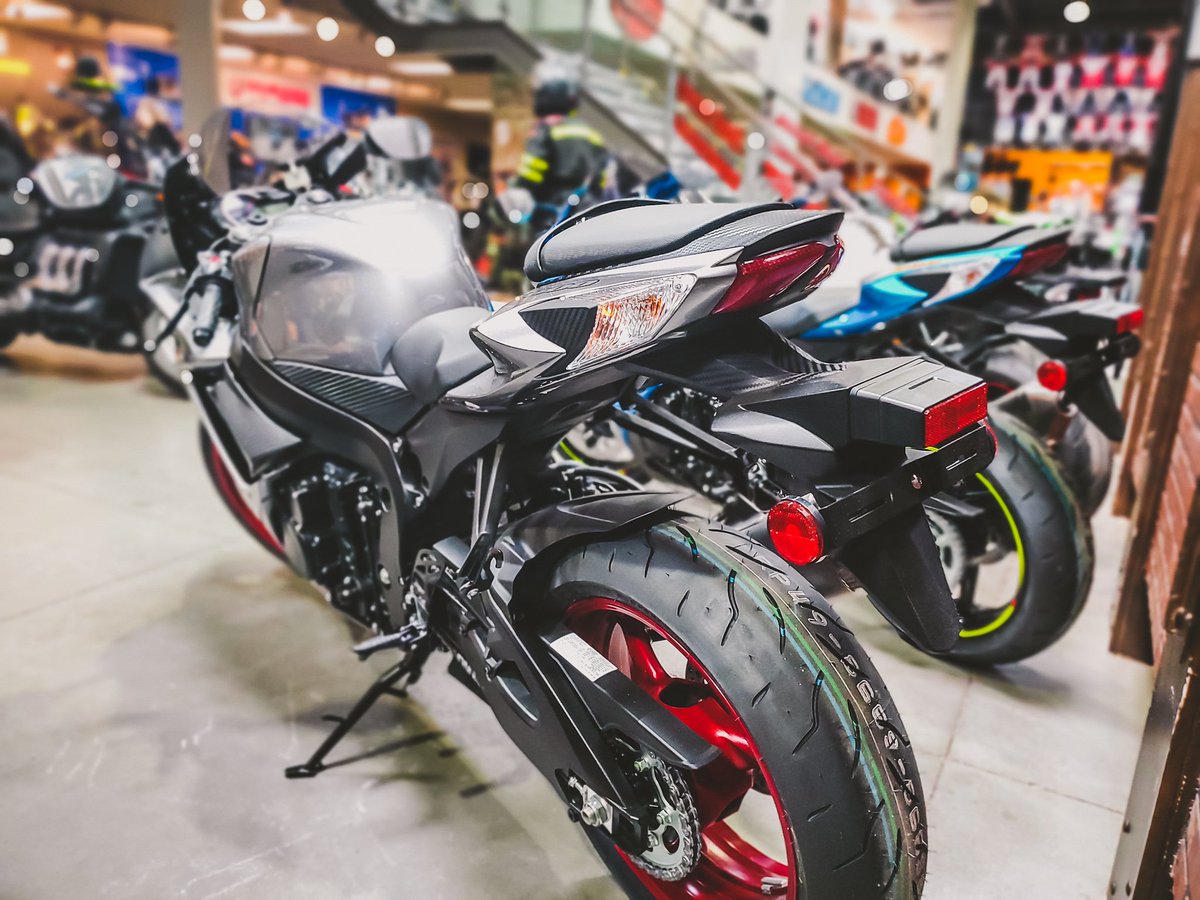 SATURDAY SPECIAL!

2018 Suzuki GSX-R600

❌BASE MSRP$12,299❌
🔥Blackfoot Savings$3,000🔥
✅ Blackfoot Value Price$9,299✅ 

Please view our website for more information:
blackfootonline.com/moto_productde…