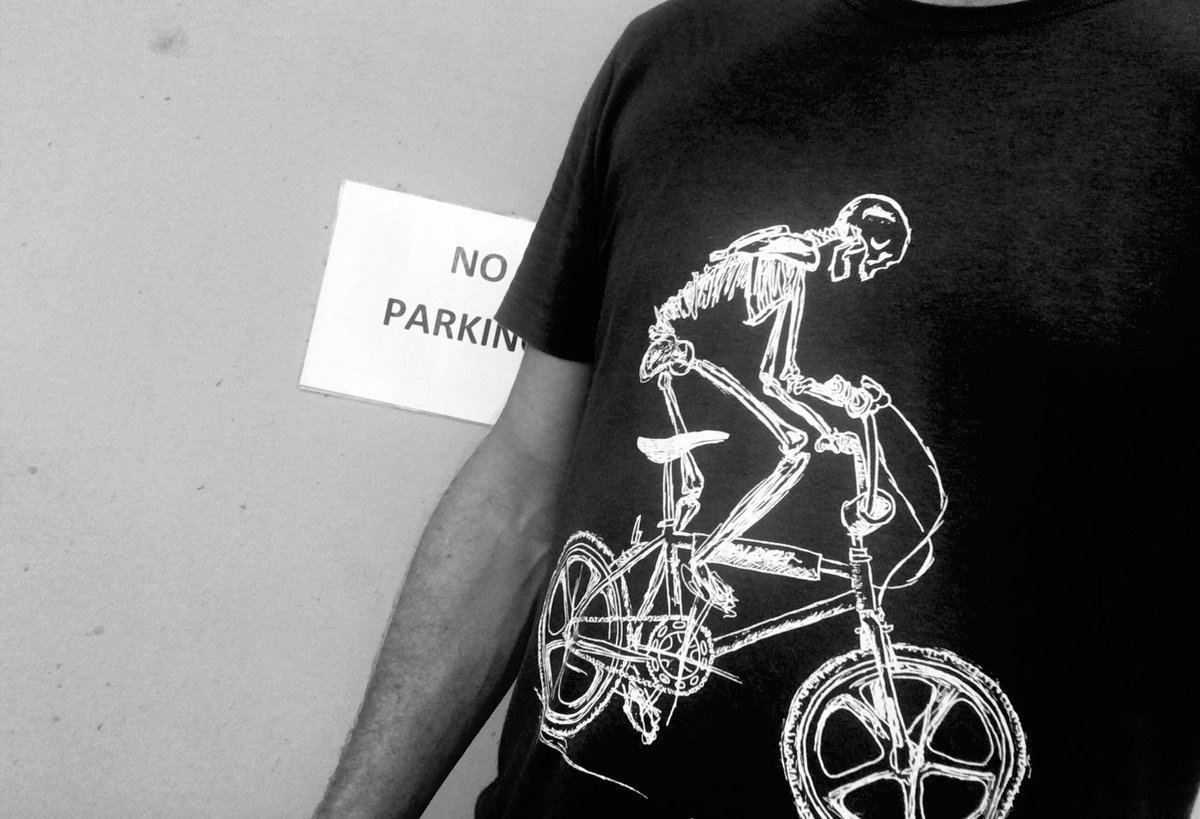 SauceandBrown's tweet photo. Here is an old one still going strong.
Anyone else still wearing the Dead Cool Tee?
Not available by the way.
https://t.co/R90LqYzJo1
#DeadCool #TShirt #OneHundred https://t.co/0KOJurHx1T