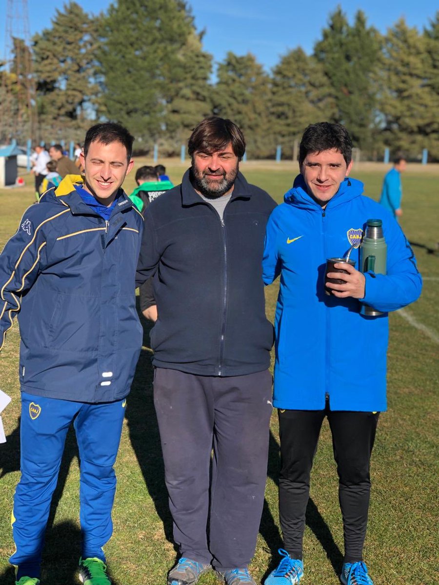 pmasferrer's tweet photo. #CopasSocios
Las Peñas de Punta alta, Pigue, Olavarria Las Sierras, Dorrego, Coronel suarez, Bahía Blanca, Tres Arroyos y el local Coronel Pringles participan de una gran jornada de Fútbol en el @Interiordeboca 💪💪
#Gestión #CompromisoConElSocio https://t.co/RLbP5re9OT